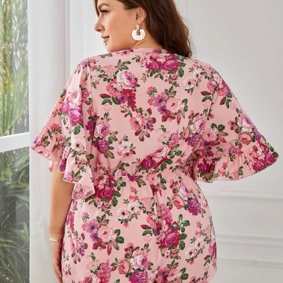 Pink romper - Picture 3 of 3